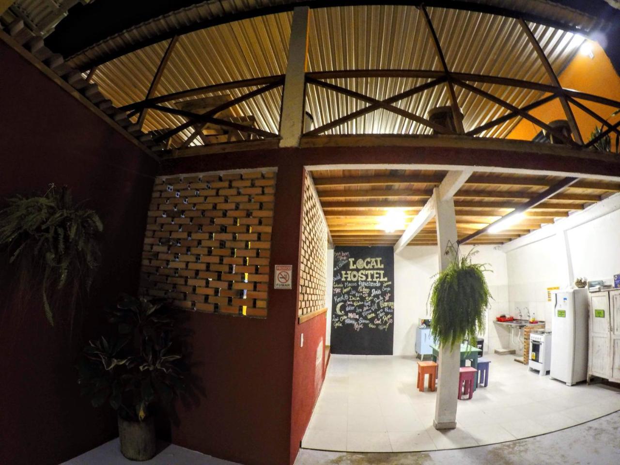 Hostel Da Milla Презіденті-Фіґейреду Екстер'єр фото
