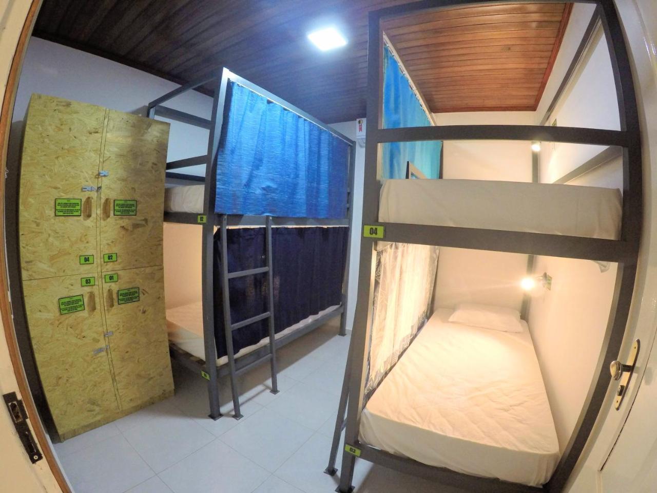 Hostel Da Milla Презіденті-Фіґейреду Екстер'єр фото