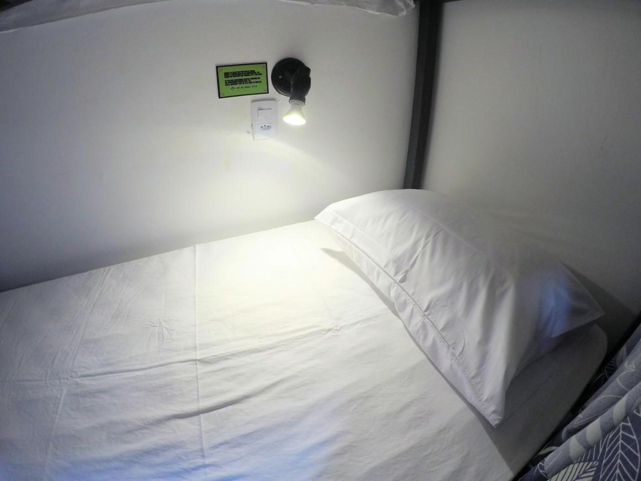 Hostel Da Milla Презіденті-Фіґейреду Екстер'єр фото