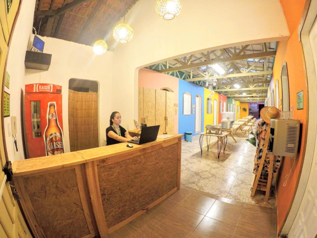 Hostel Da Milla Презіденті-Фіґейреду Екстер'єр фото